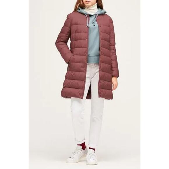Uniqlo Women’s Ultra Light Down Jacket Small Wine Packable Travel Quilted Coat - Picture 2 of 16